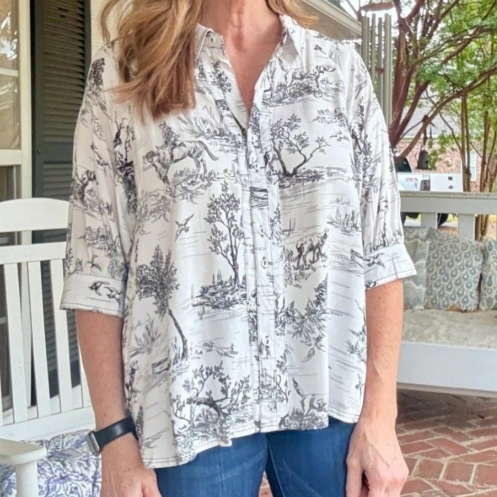 Umgee Toile Puff Sleeve Blouse Top sz Md NWOT Rayon